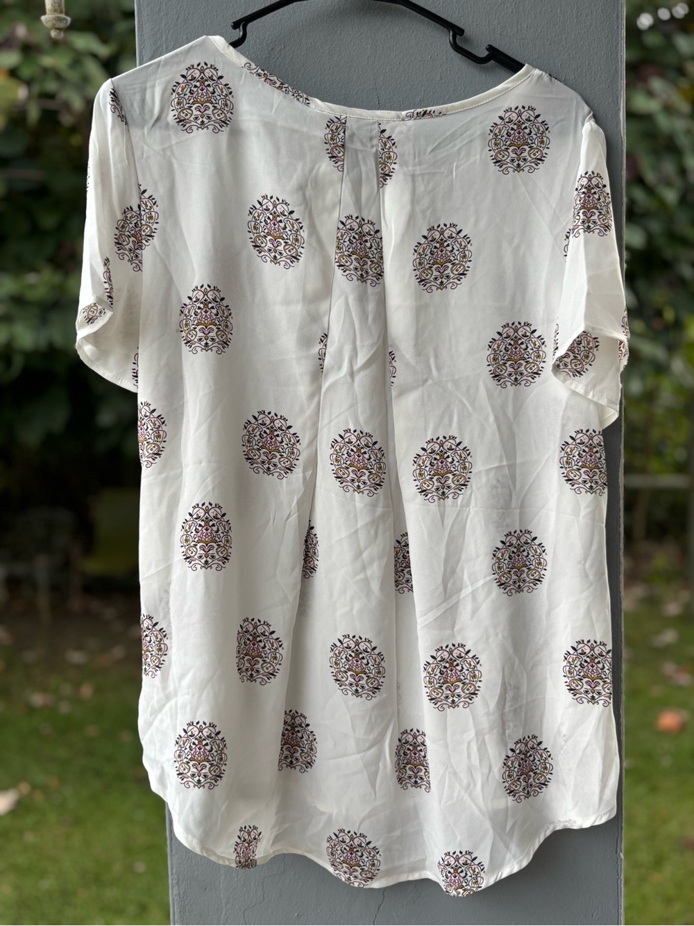 White Short Sleeve Top with Multicolor Medallion Print - Picture 3 of 6